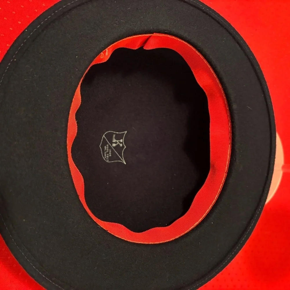 Black hat